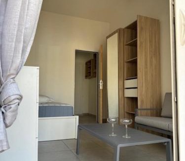 Fabregues Apartment | Studio