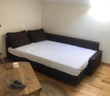 Guecelard Apartment | STUDIO