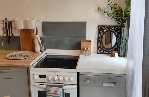 Saint-Andre-de-Sangonis Apartment | Studio Indépendant