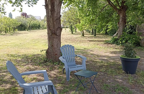 Saint-Clement-des-Levees House | Studio in the heart of a village on the banks of the Loire