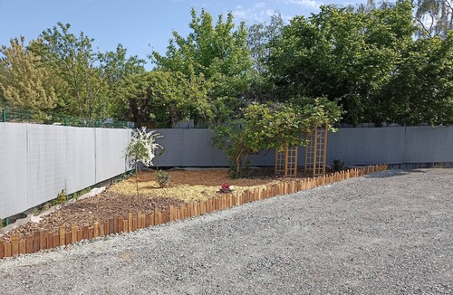 Saint-Clement-des-Levees House | Studio in the heart of a village on the banks of the Loire
