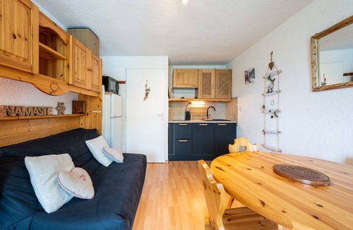 Montgellafrey Apartment | Studio for 4 people, Saint-François Longchamp 1650 – at the foot of the slopes, resort center.