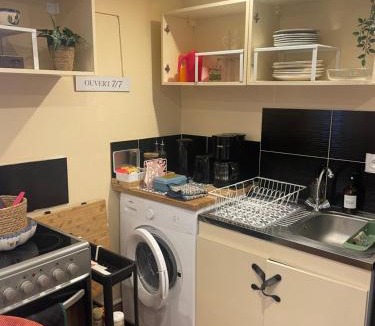 Saint-Jacques-de-la-Lande Apartment | Studio proche parc expo et aéroport