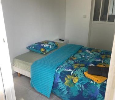 Sainte-Genevieve-des-Bois Apartment | Studio proche PARIS-orly