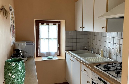 Saint-Crepin-et-Carlucet Apartment | Studio