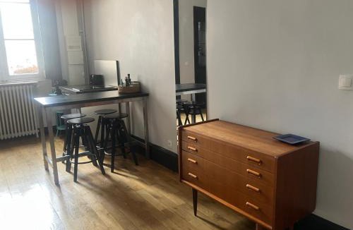 Carnot - Gailleton Apartment | Studio FRANKLIN