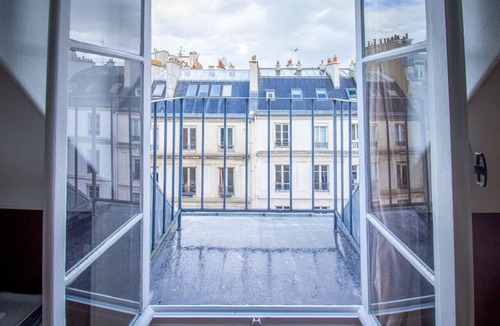 17th Arrondissement Apartment | Studio FullEquiped 2person with balcony 17th