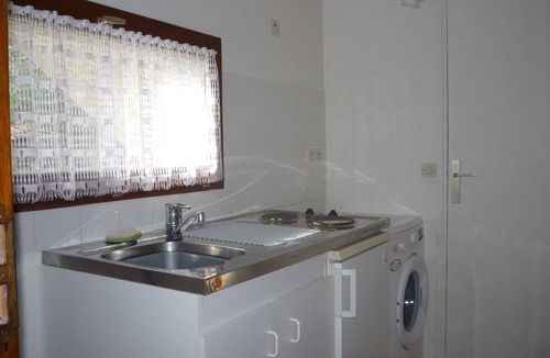 Thomery Apartment | Studio furnished in the forest of Fontainebleau, 2/4 people, Paris, Disneyland.