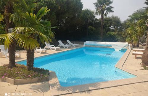 Saint-Maixent-sur-Vie Apartment | Studio Gîtes des Colombières Piscine & Spa