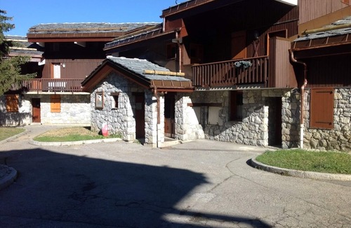 Valmorel Apartment | Studio ground floor ski in ski out terrace