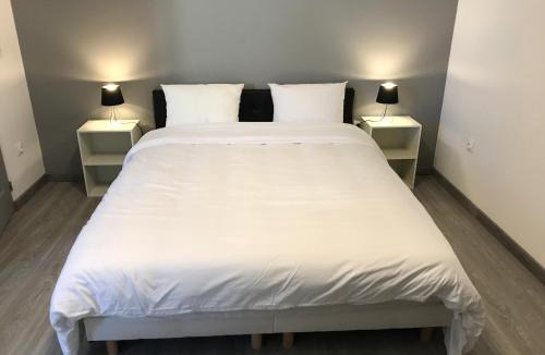 La Chatre Apartment | Studio Gallieni