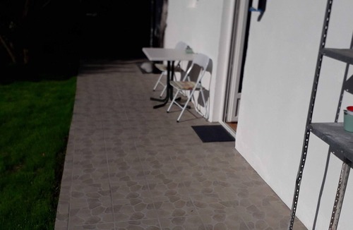 Castres Apartment | STUDIO.GARDEN QUIET wifi 600m hyper center