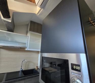 Gares Apartment | Studio gare centre ville Clim