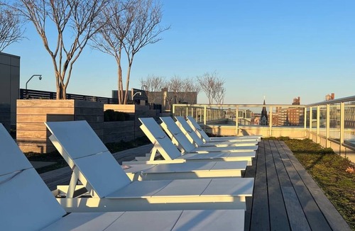 Queens Apartment | Studio Getaway