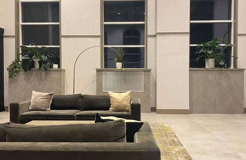 Queens Apartment | Studio Getaway