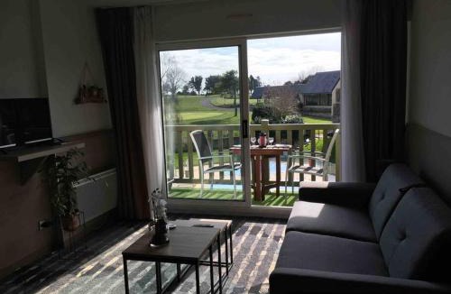 Huppain Apartment | Studio Golf piscine D Day