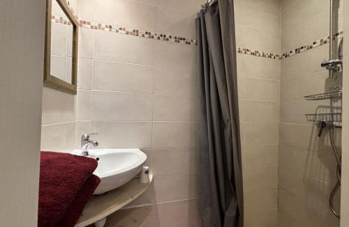 Chatel-Guyon Apartment | Studio Grand Hôtel - 1 lit - 2 pers