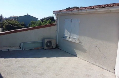 Martigues Apartment | Studio + Grande Terrasse