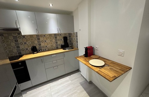 Grigny Apartment | Studio Grigny (2)