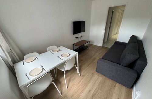 Grigny Apartment | Studio Grigny (2)