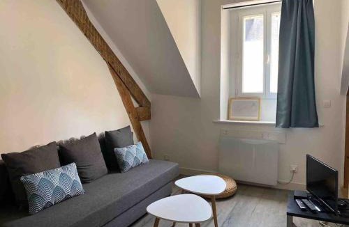 Quartier Bretagne Apartment | Studio Guépin : hyper centre au pied du tram