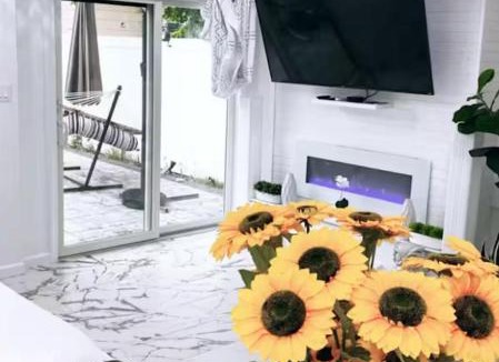 Hempstead Apartment | Studio guest house