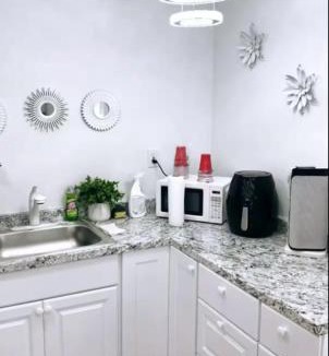 Hempstead Apartment | Studio guest house