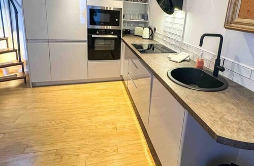 St. Margaret's Hope House | Studio House