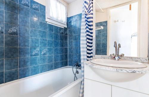 Cap d'Agde Apartment | Studio Hameau de Pech I-2 by Interhome