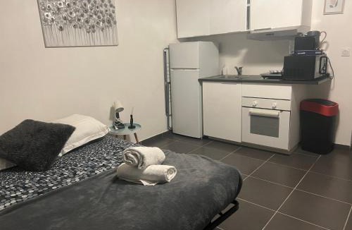 Tonkin Sud Apartment | Studio Hanoï charpenne