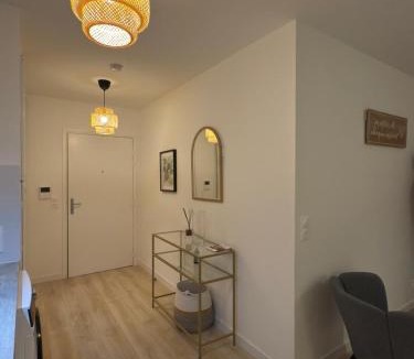 Clichy-Sous-Bois Apartment | Studio haut standing confort et modernité