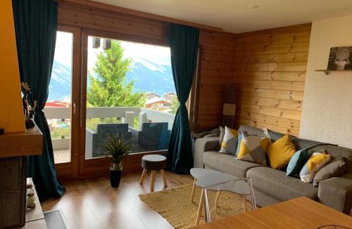 Saint-Pierre-de-Clages Apartment | Studio Hauts-de-Nendaz G2 ski in-out