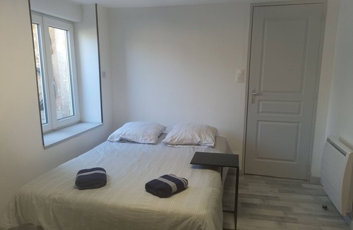 Charmes Apartment | Studio Home Connect S1