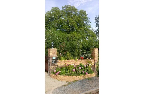 Crasville-la-Mallet Apartment | Studio Honore de Balzac