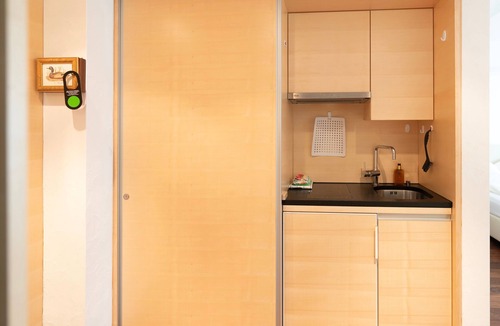 Champfer Apartment | Studio Hotel Europa Apt 411