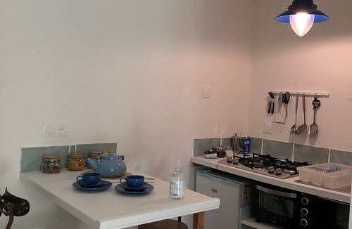 Cherac Apartment | Studio Hublot for 2 people Cognac region