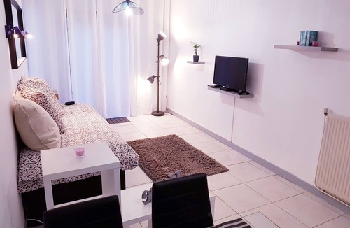 Lourdes Apartment | ★ STUDIO HYPER CENTER, CALM & COZY ★