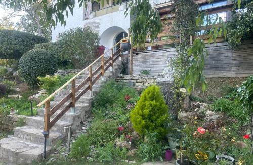 Saint-Clement-de-Riviere Apartment | Studio in nature 5 minutes from Montpellier North