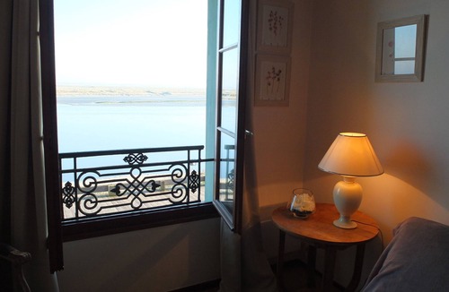 Saint-Valery-sur-Somme Apartment | Studio in Saint Valéry sur Somme with exceptional view on the Baie de Somme