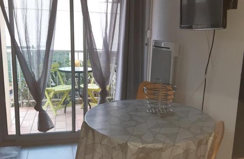 Balaruc-les-Bains Apartment | studio idéalement situé tout confort avec jardinet privatif