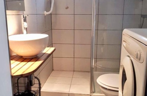 Balaruc-les-Bains Apartment | studio idéalement situé tout confort avec jardinet privatif