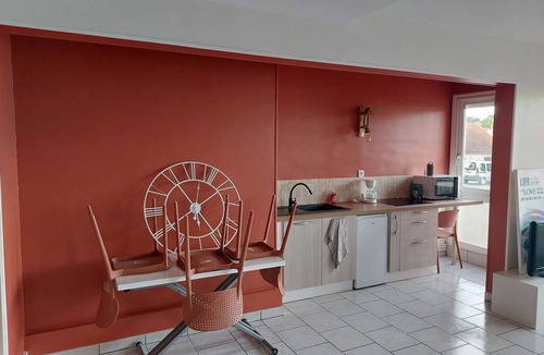 Sens Apartment | Studio ideally located