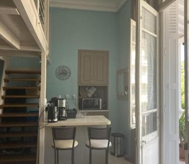 Villers-sur-Mer Apartment | Studio in a 19th century villa with parking