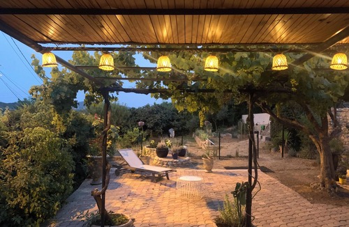Allauch Apartment | Studio in a the Heart of Provence