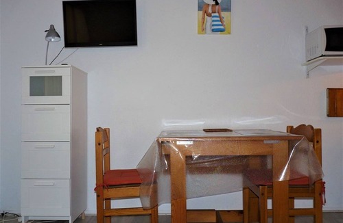 La Faviere Apartment | Studio in Bormes-les-Mimosas with balcony and private parking