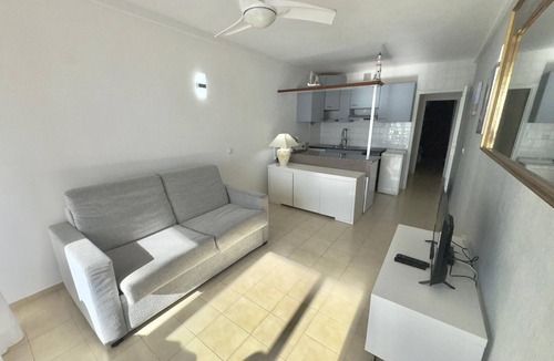 Almadraba-Canyelles Apartment | Studio in Canyelles with parking - Sea view, up to 4 guests