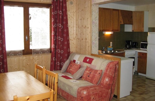 La Giettaz Apartment | Studio in chalet, nice view, quiet, Col des Aravis