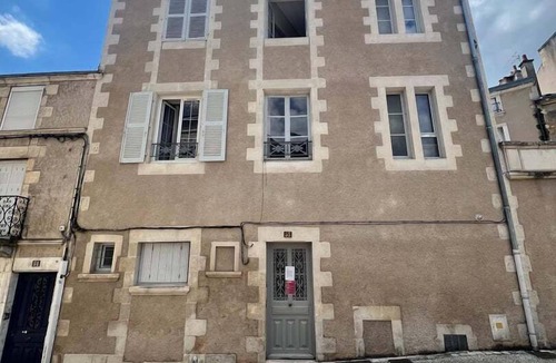 Poitiers Apartment | Studio in city center