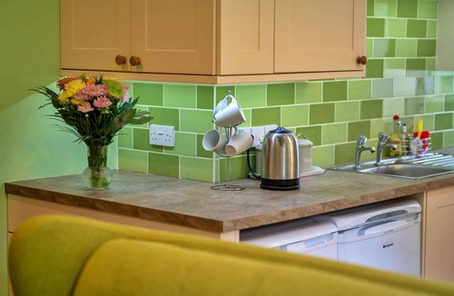 Boscastle Ski Chalet | Studio in Cornwall near Tintagel Castle