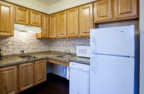 Eagan Apartment | Studio in Eagan 5 Mns to Mall of America
